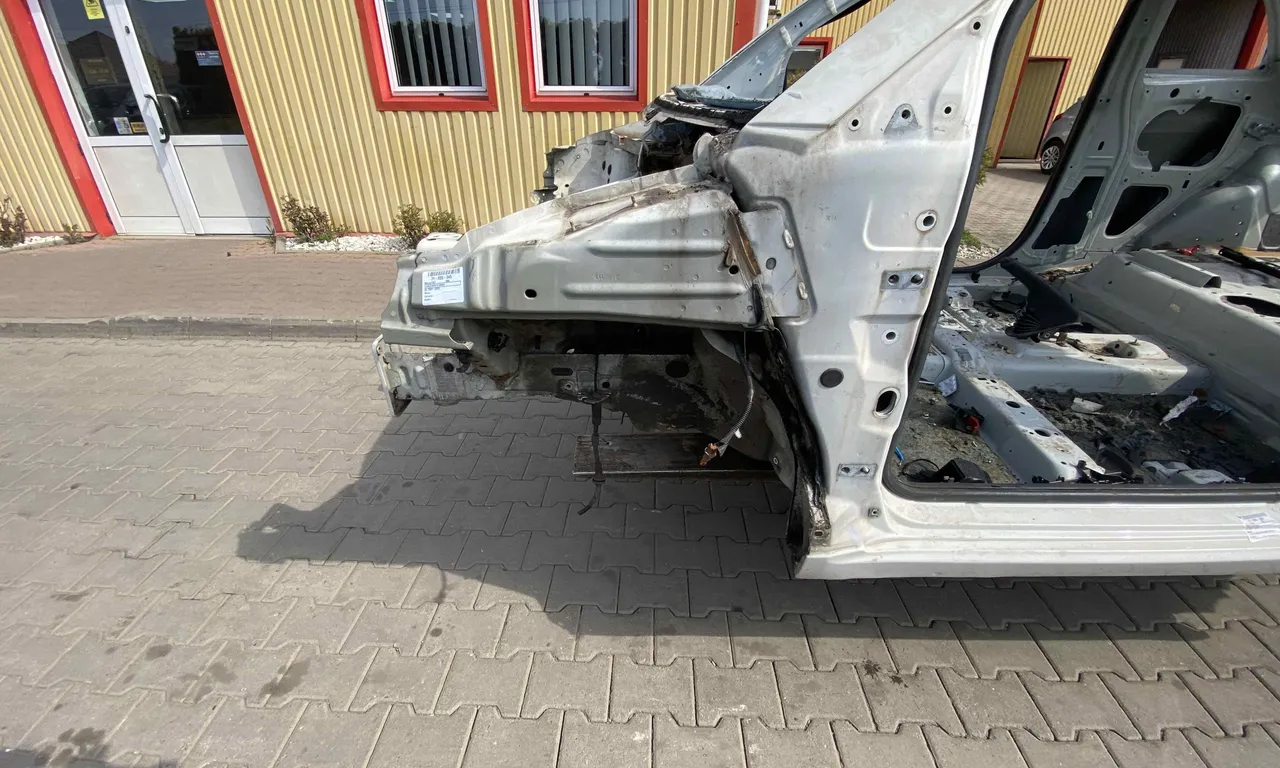 LONJERON STANGA FIAT 500 2007-2015