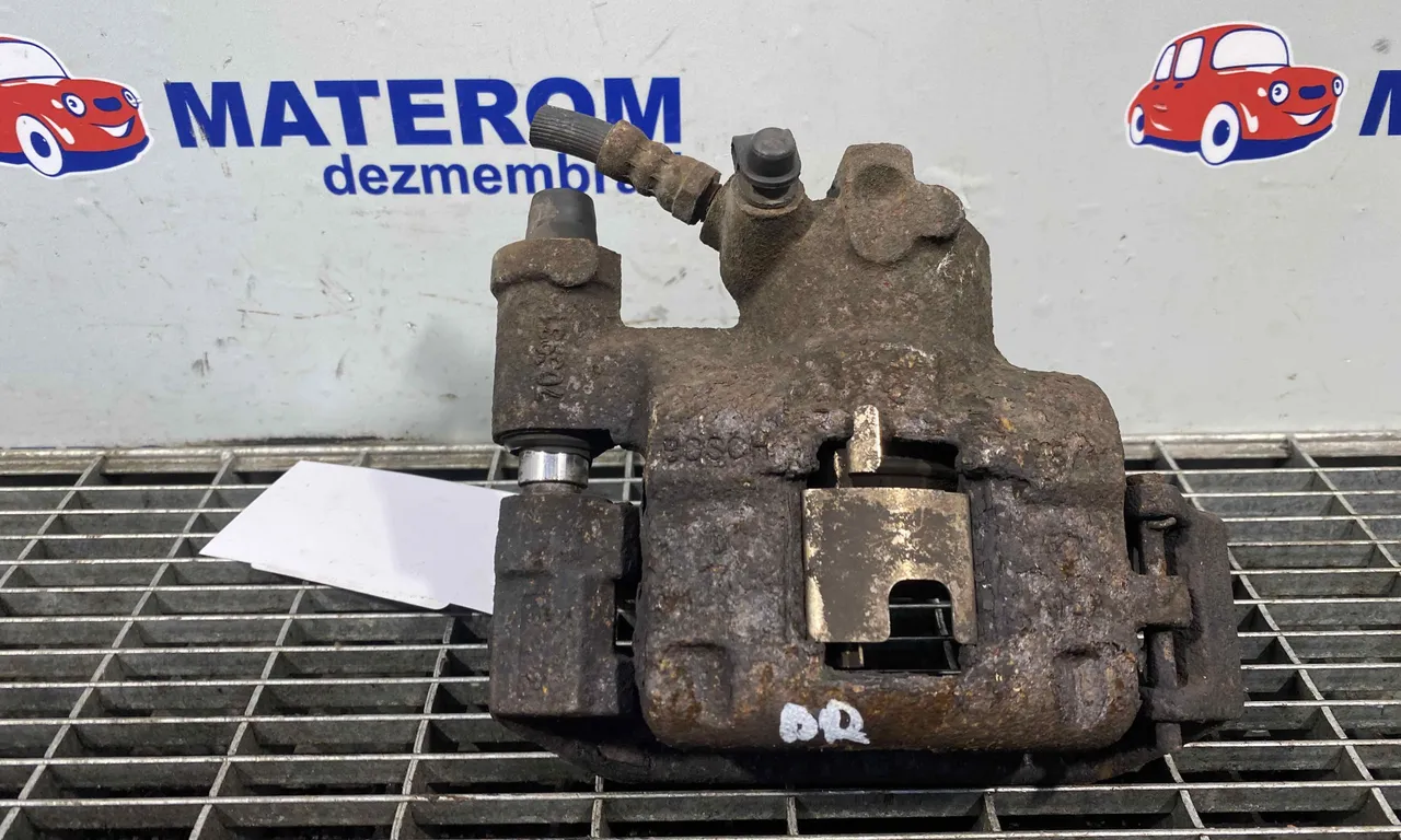 ETRIER FATA DREAPTA FIAT 500 2007-2015