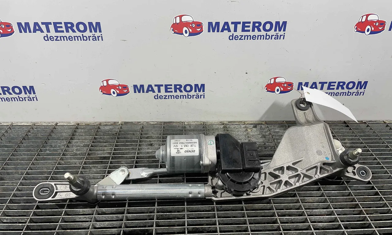 MOTORAS STERGATOR PARBRIZ FIAT 500 2007-2015