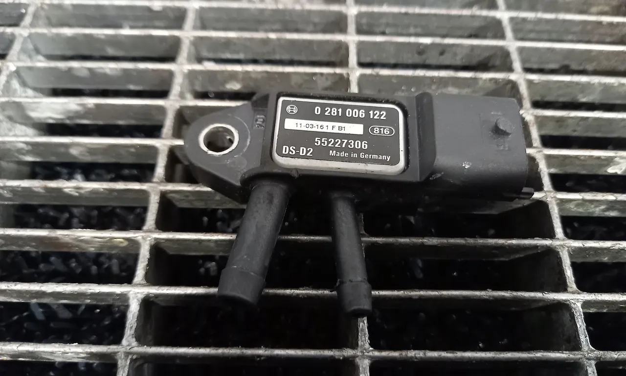 SENZOR FILTRU PARTICULE FIAT BRAVO II 2006-2016