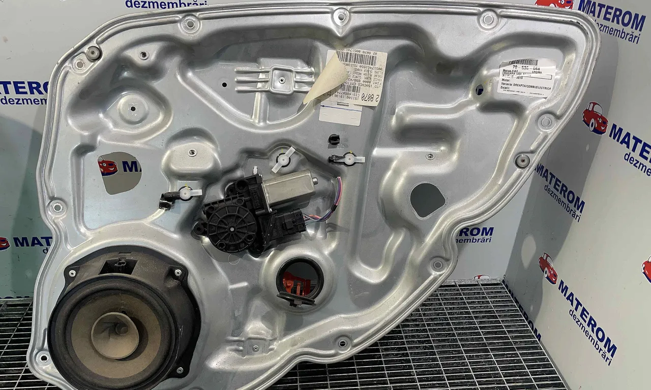 MACARA USA SPATE DREAPTA FIAT CROMA 2005-2011