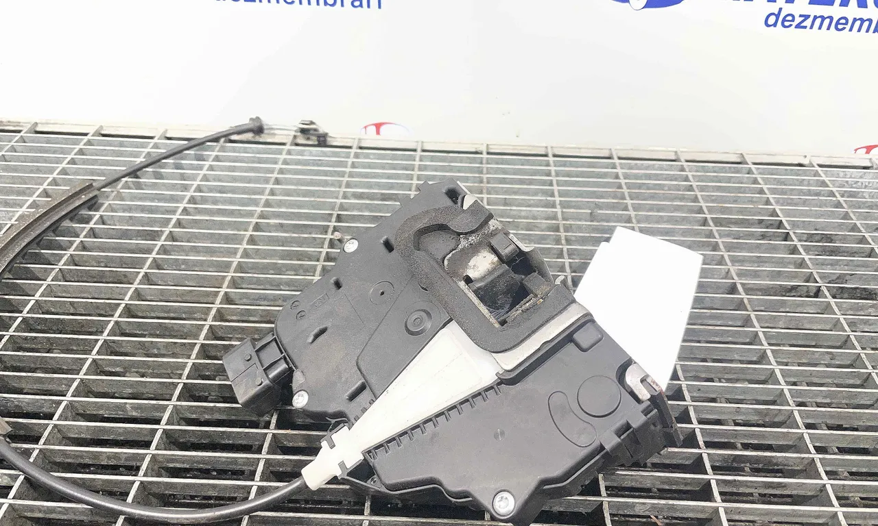 INCUIETOARE USA FATA DREAPTA FIAT GRANDE PUNTO 2005-2009