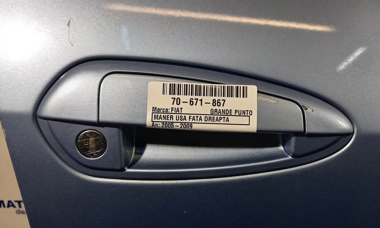 MANER USA FATA DREAPTA FIAT GRANDE PUNTO 2005-2009