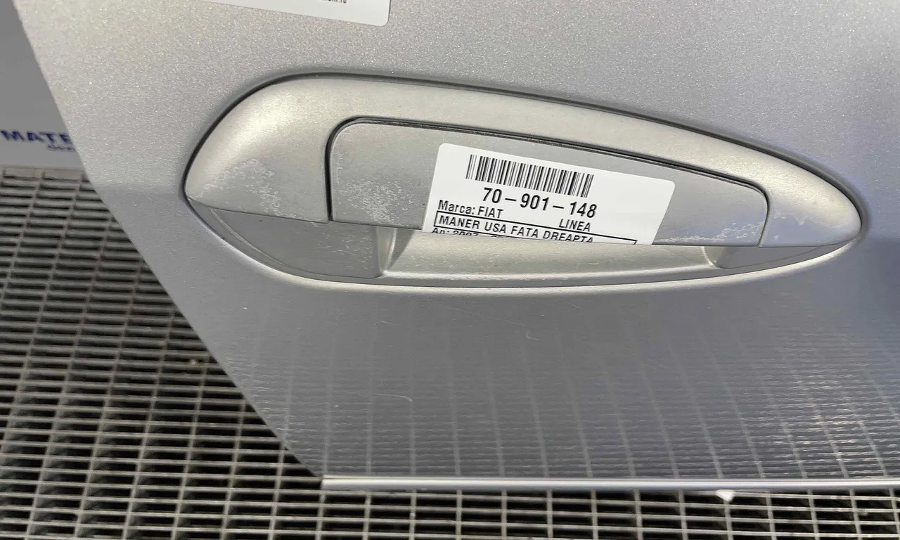 MANER USA FATA DREAPTA FIAT LINEA 2006-2012