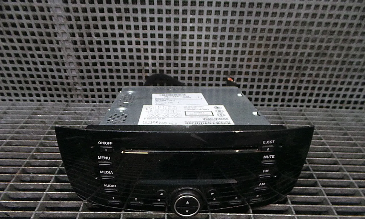 RADIO CD FIAT PUNTO 1999-2012