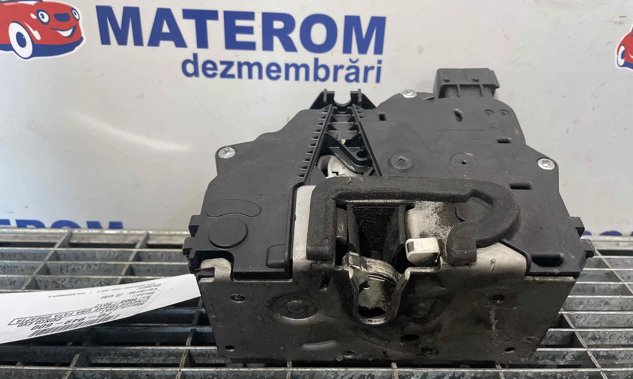 INCUIETOARE USA FATA DREAPTA FIAT PUNTO EVO 2008-2012