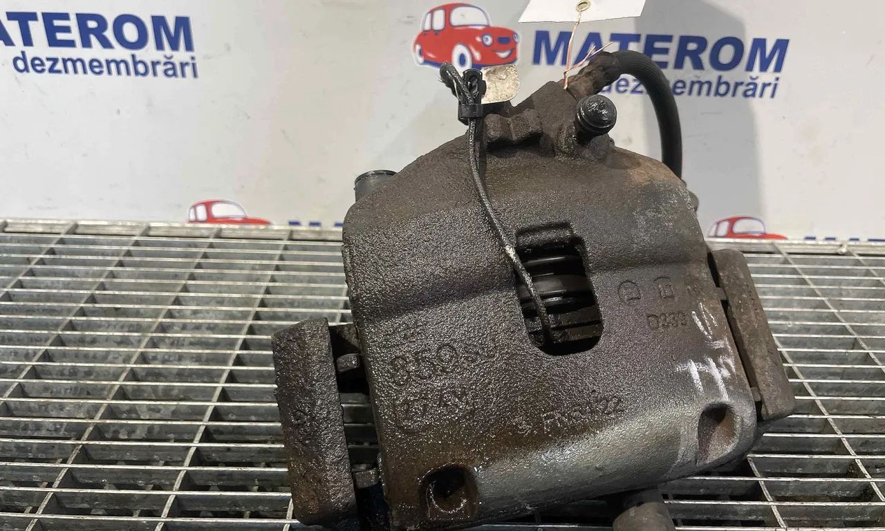 ETRIER FATA STANGA FIAT PUNTO EVO 2008-2012