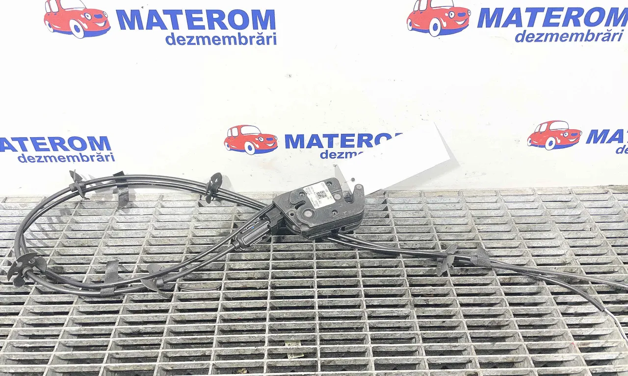 INCUIETOARE USA FATA DREAPTA FORD B-MAX 2012-2017