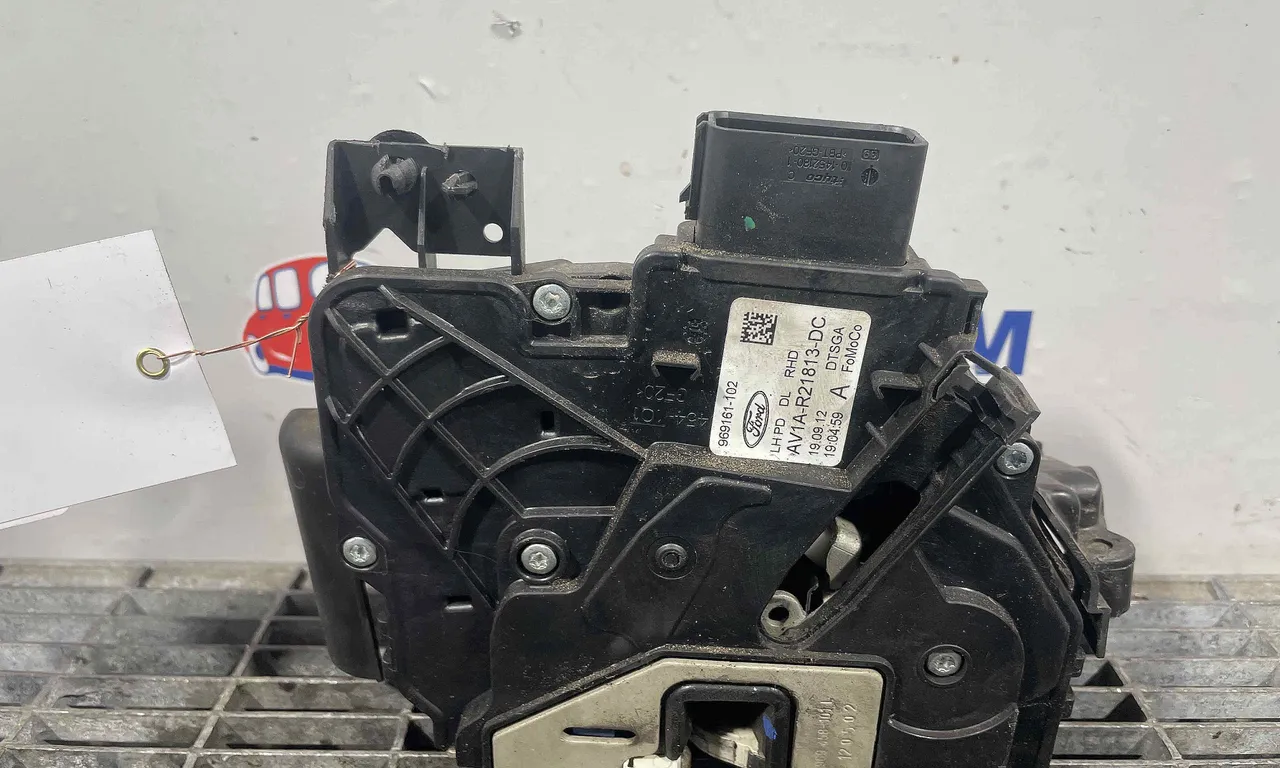 INCUIETOARE USA FATA STANGA FORD B-MAX 2012-2017