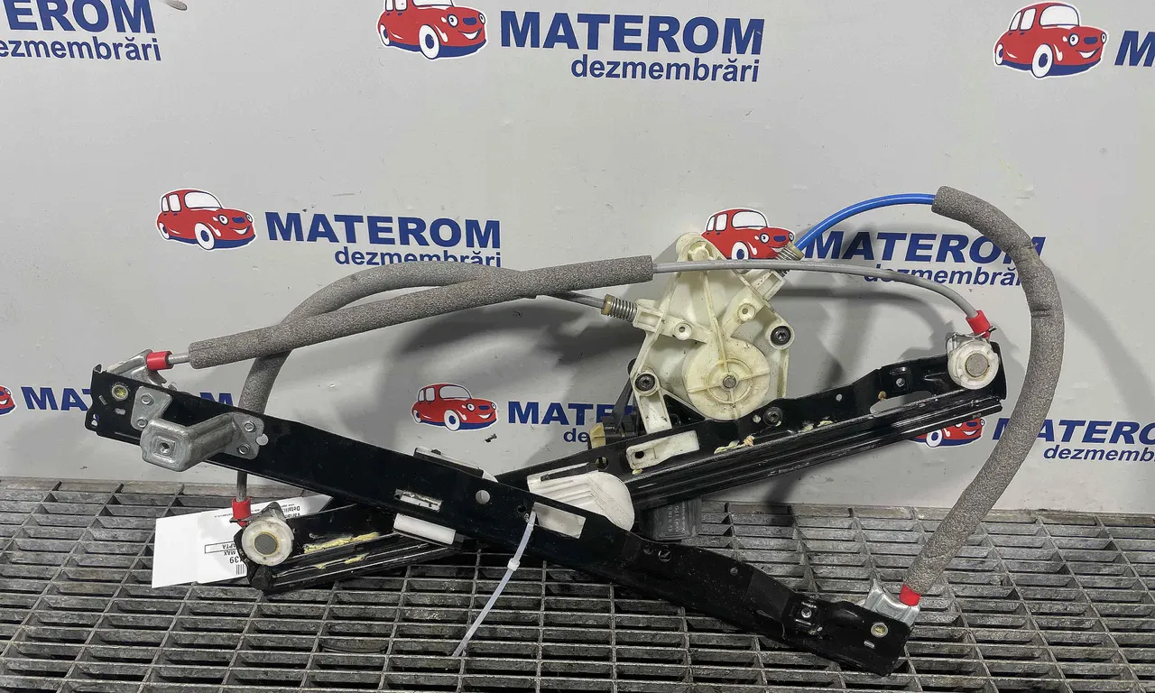 MACARA USA FATA DREAPTA FORD B-MAX 2012-2017