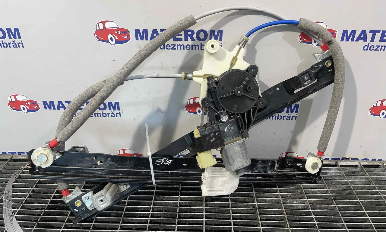 MACARA USA FATA STANGA FORD B-MAX 2012-2017