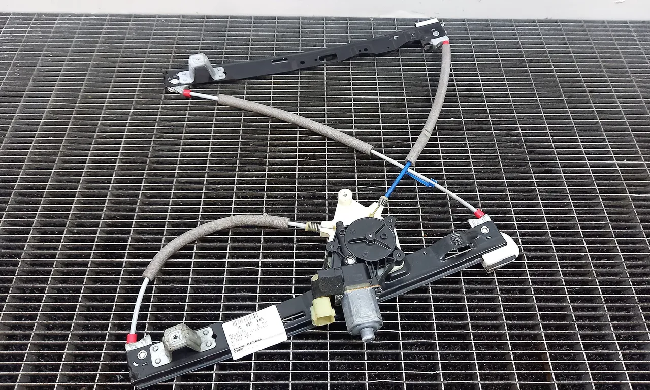 MACARA USA FATA STANGA FORD B-MAX 2012-2017