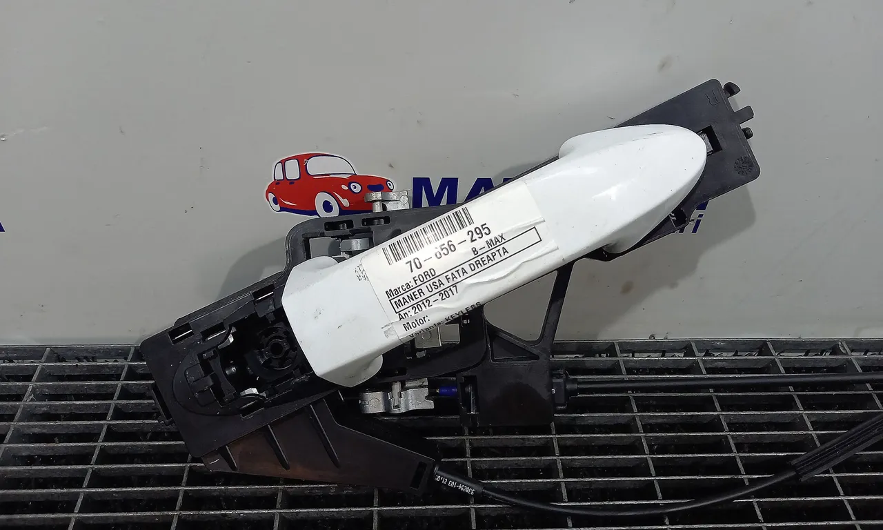 MANER USA FATA DREAPTA FORD B-MAX 2012-2017
