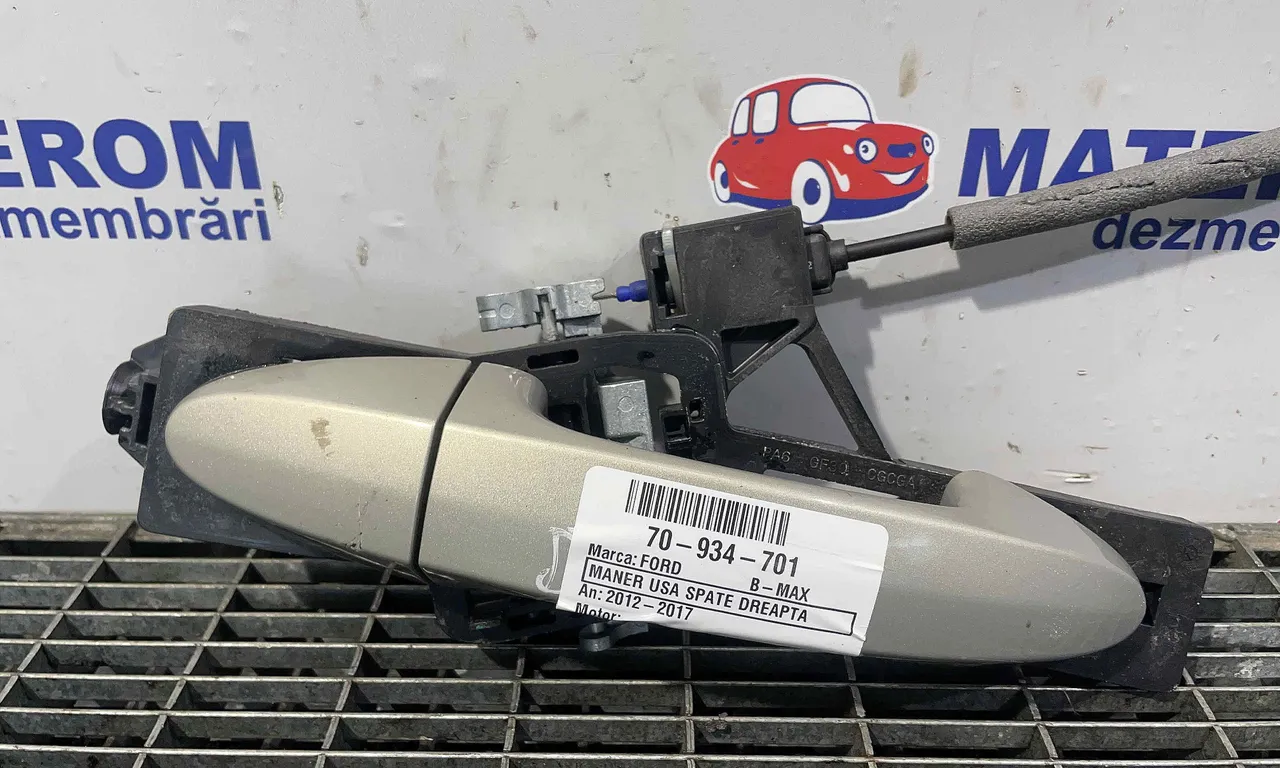 MANER USA SPATE DREAPTA FORD B-MAX 2012-2017