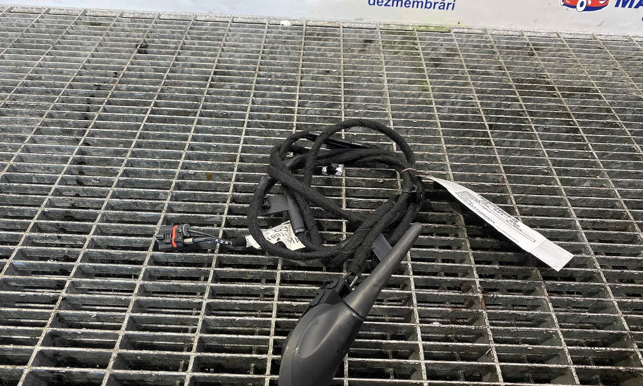 ANTENA FORD B-MAX 2012-2017