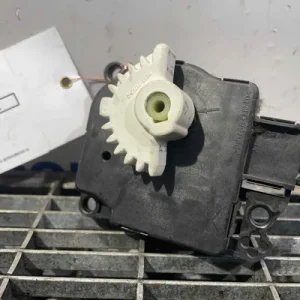 MOTORAS CLAPETA INCALZIRE