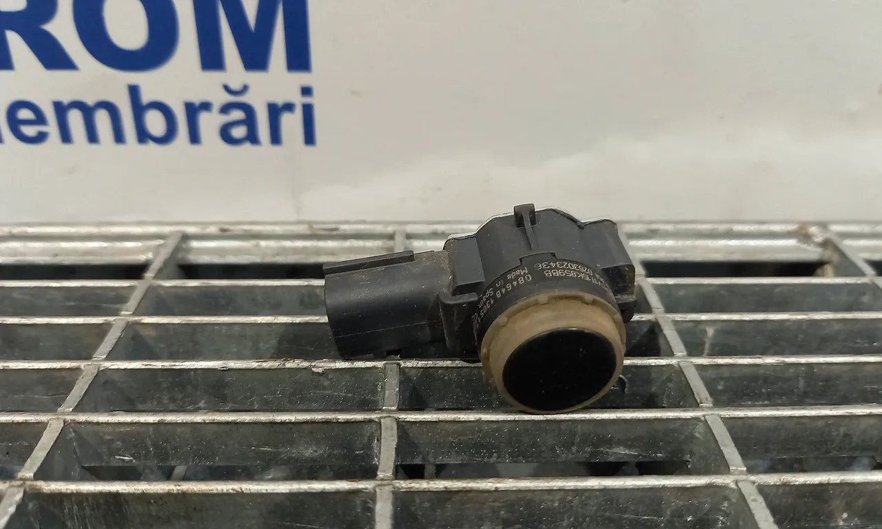 SENZOR PARCARE SPATE FORD B-MAX 2012-2017