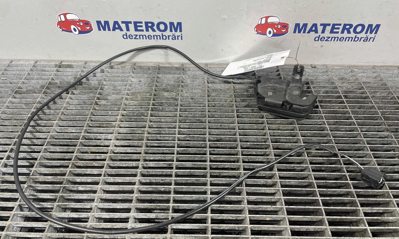 INCUIETOARE USA FATA STANGA FORD B-MAX 2012-2017