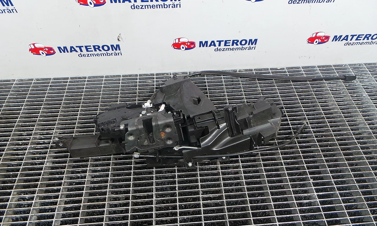 INCUIETOARE USA FATA DREAPTA FORD C-MAX 2007-2010