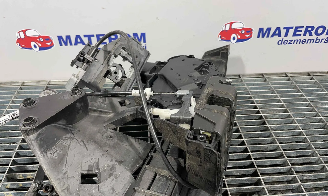 INCUIETOARE USA FATA STANGA FORD C-MAX 2007-2010