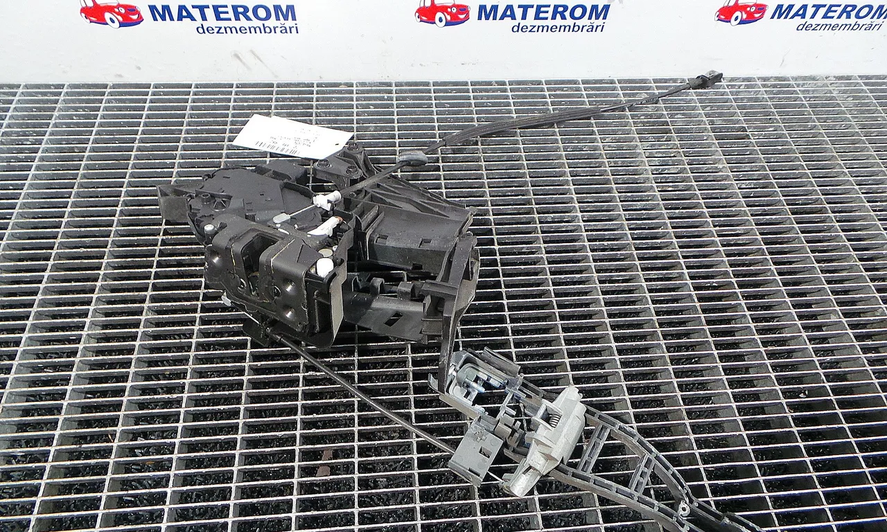 INCUIETOARE USA SPATE DREAPTA FORD C-MAX 2007-2010
