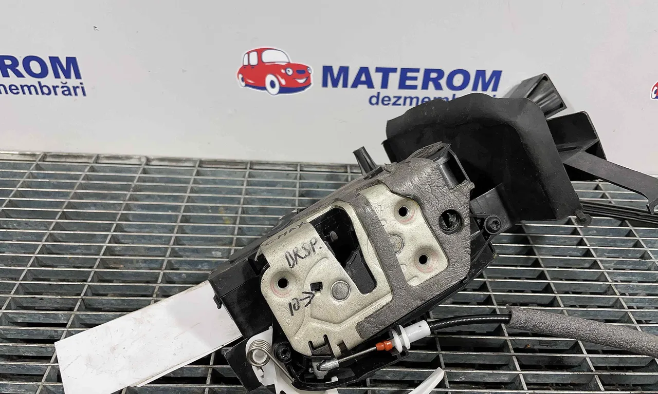INCUIETOARE USA SPATE DREAPTA FORD C-MAX 2007-2010