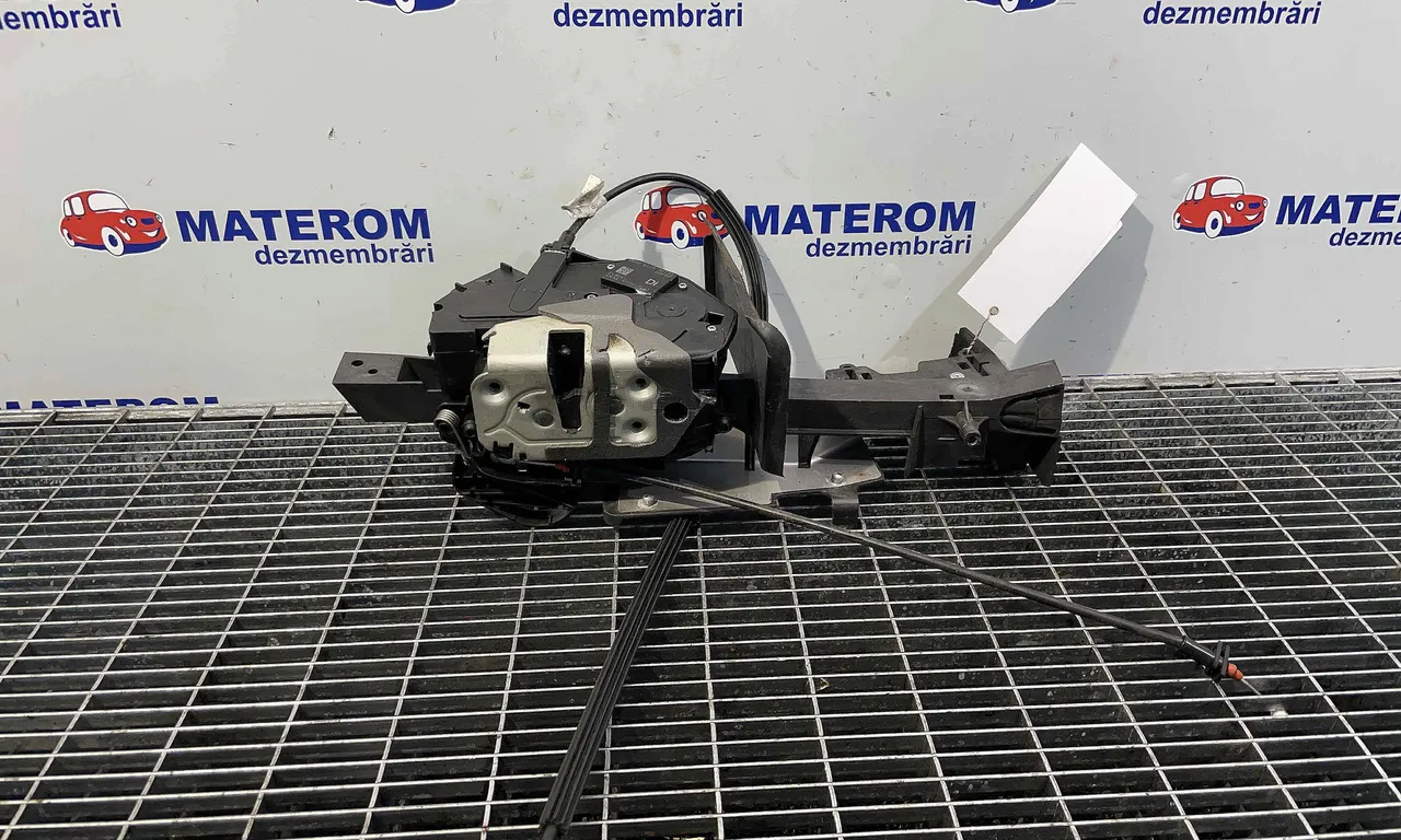 INCUIETOARE USA FATA DREAPTA FORD C-MAX II 2010-2019