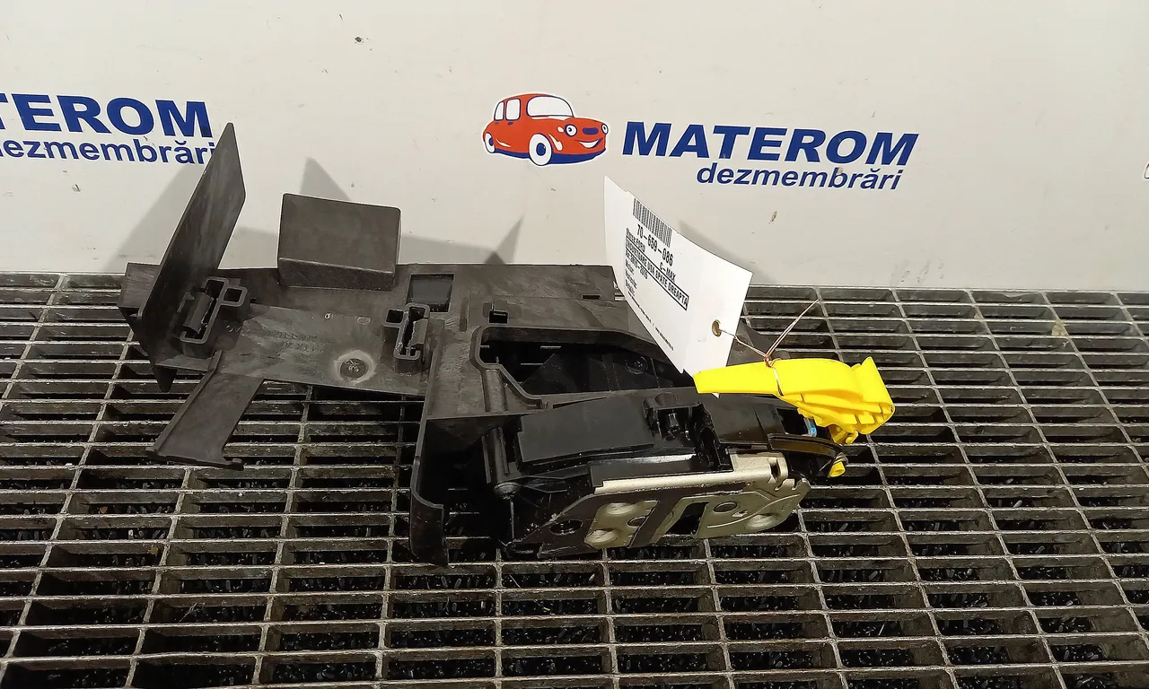 INCUIETOARE USA SPATE DREAPTA FORD C-MAX II 2010-2019
