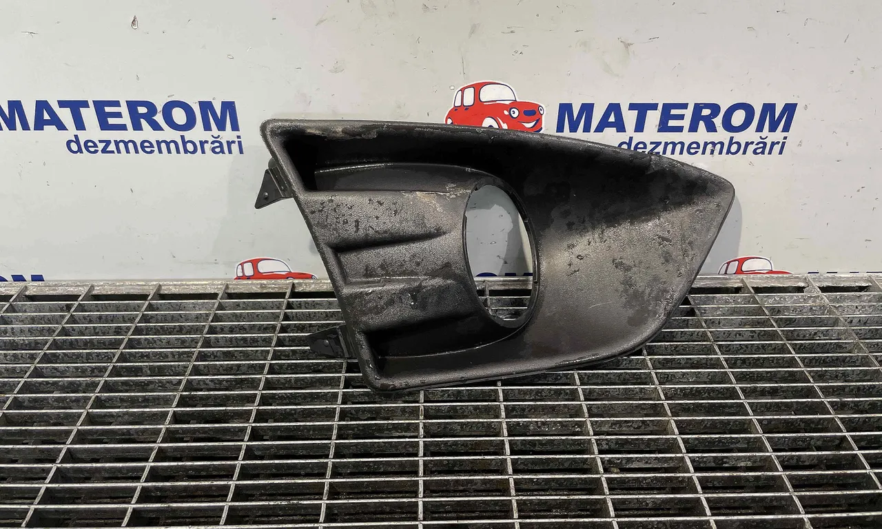 ORNAMENT HALOGEN FORD C-MAX II 2010-2019