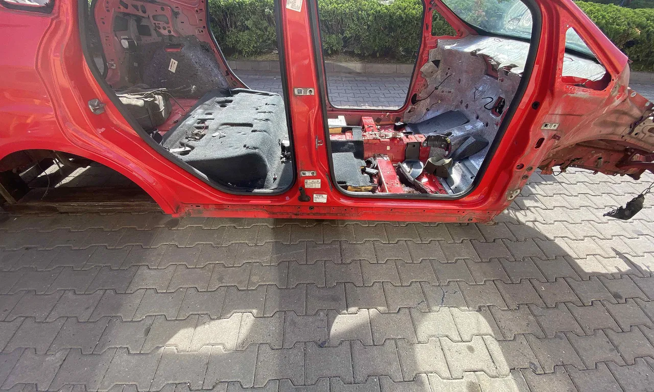 PRAG DREAPTA FORD C-MAX II 2010-2019