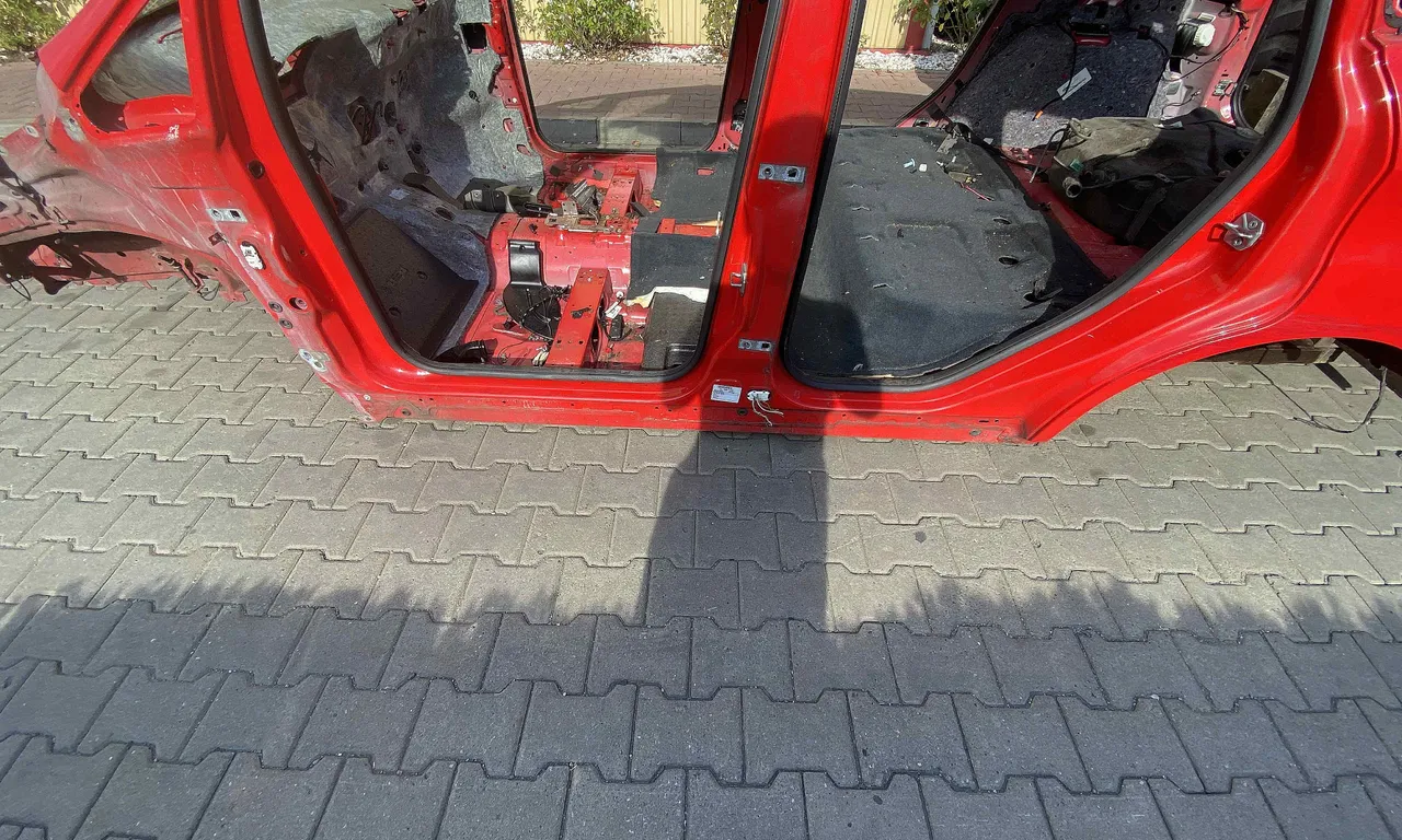 PRAG STANGA FORD C-MAX II 2010-2019