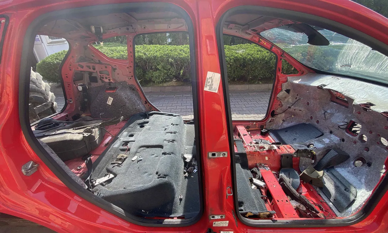 STALP MIJLOC DREAPTA FORD C-MAX II 2010-2019