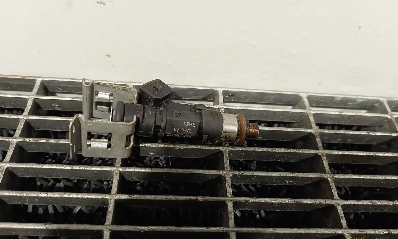 INJECTOR FORD C-MAX II 2010-2019