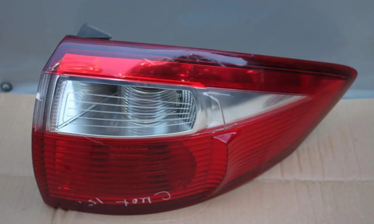 Stop aripa dreapta FORD C-MAX II 2010-2019