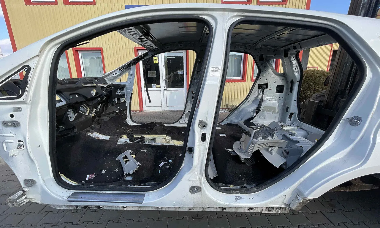 STALP MIJLOC STANGA FORD ECOSPORT 2011-2022