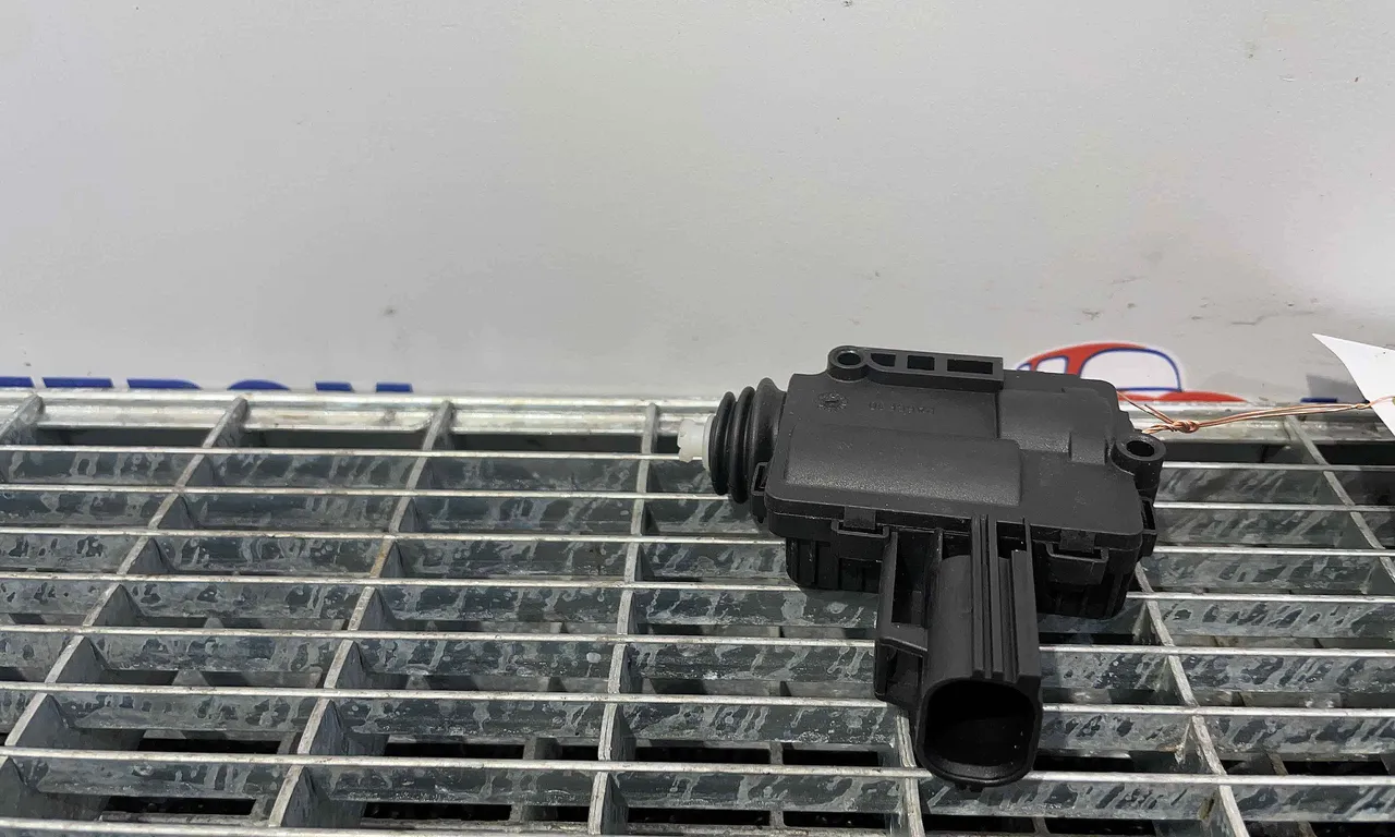MOTORAS DESCHIDERE FORD ECOSPORT 2011-2022