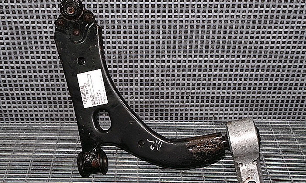 BRAT FATA INFERIOR DREAPTA FORD FIESTA V 2001-2014