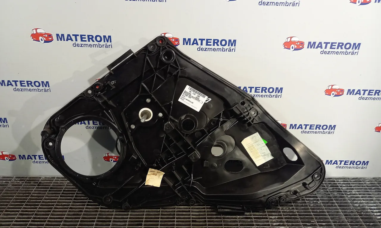 MACARA USA SPATE DREAPTA FORD FIESTA VI 2008-2012