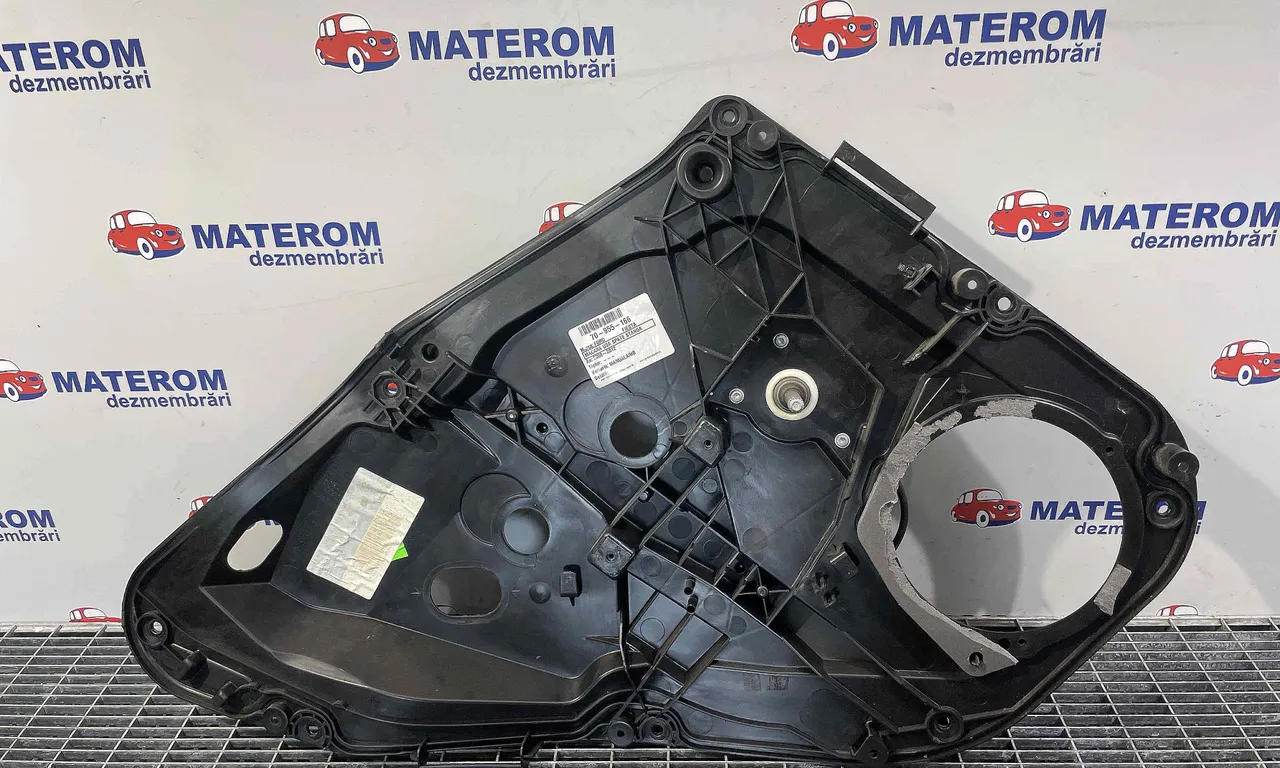 MACARA USA SPATE STANGA FORD FIESTA VI 2008-2012