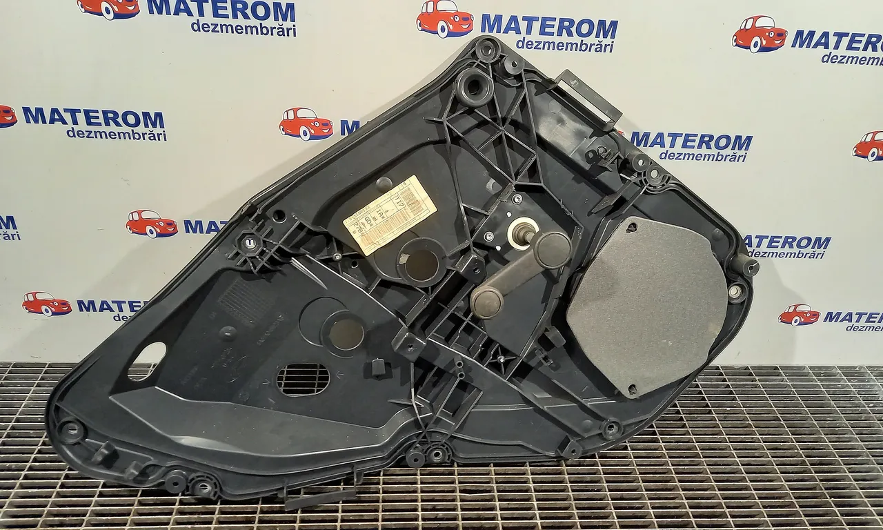MACARA USA SPATE STANGA FORD FIESTA VI 2008-2012