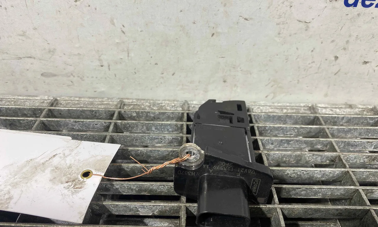 DEBITMETRU AER FORD FIESTA VI 2008-2012