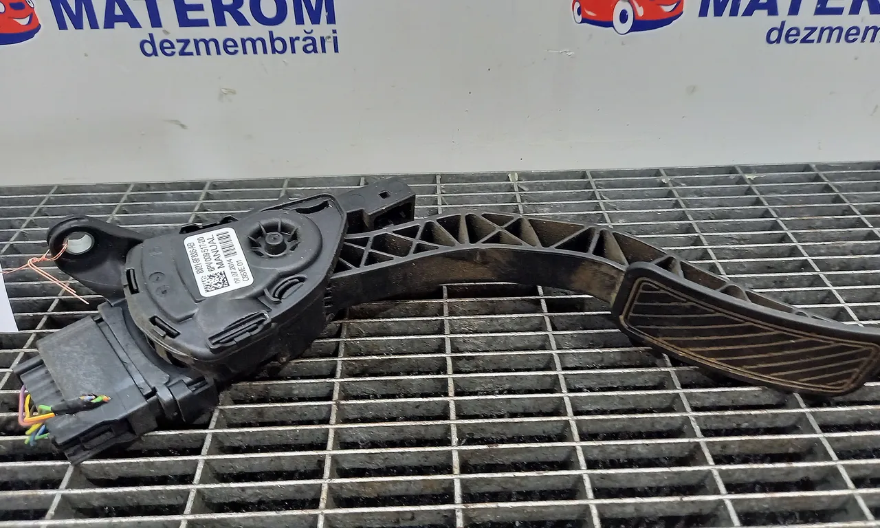 PEDALA ACCELERATIE FORD FIESTA VI 2008-2017
