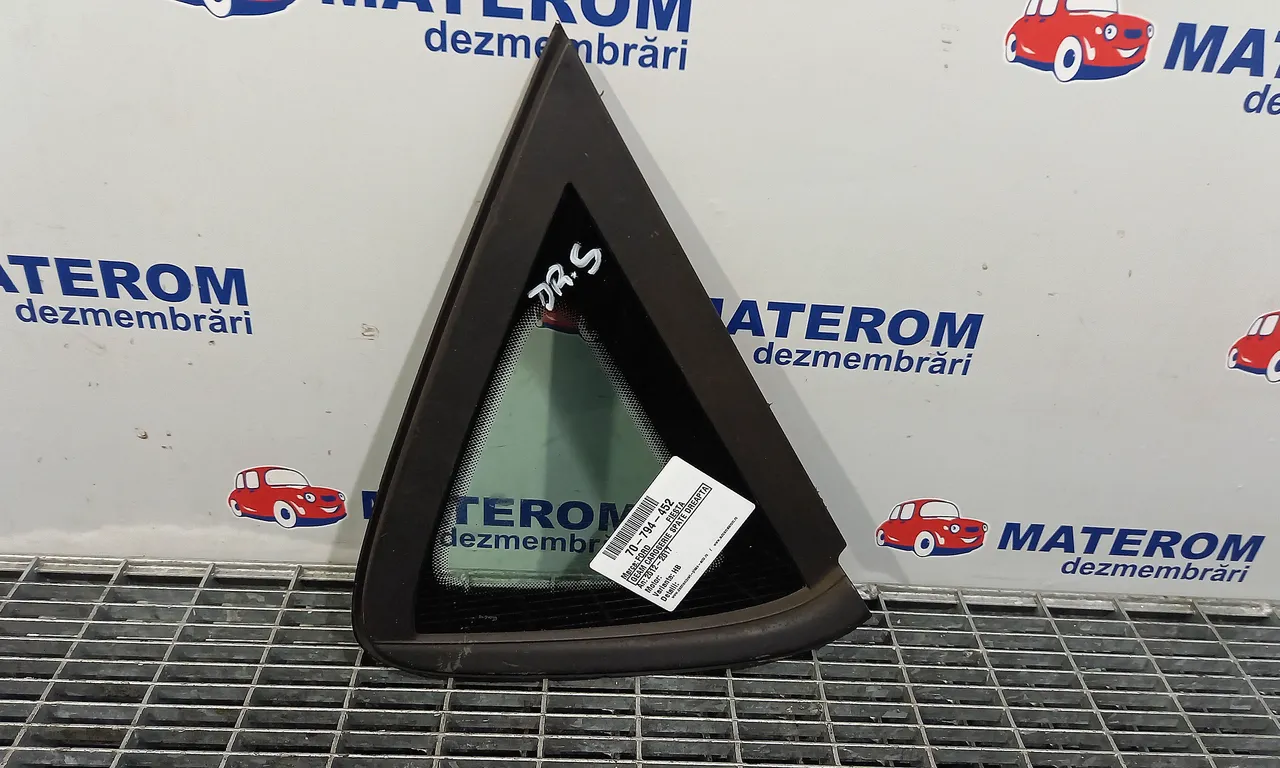 GEAM CAROSERIE SPATE DREAPTA FORD FIESTA VI 2008-2017