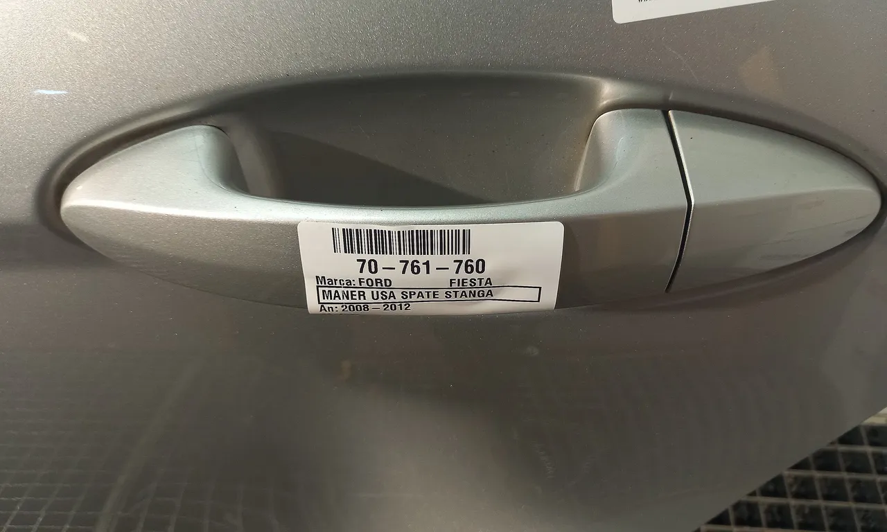 MANER USA SPATE STANGA FORD FIESTA VI 2008-2017