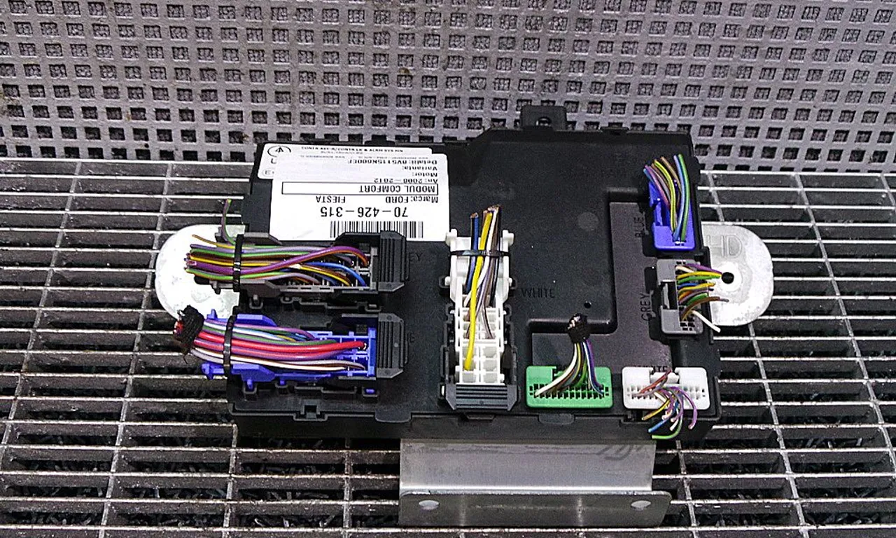 MODUL CONFORT FORD FIESTA VI 2008-2017