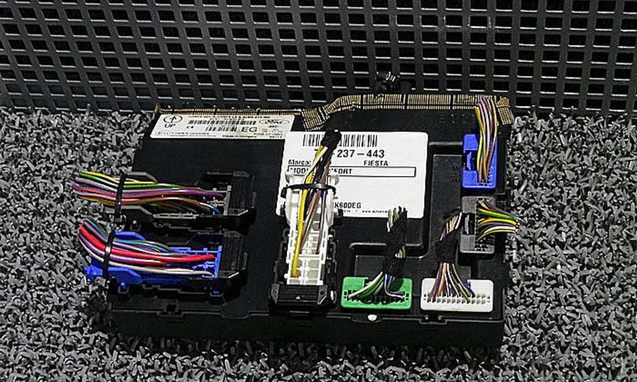 MODUL CONFORT FORD FIESTA VI 2008-2017