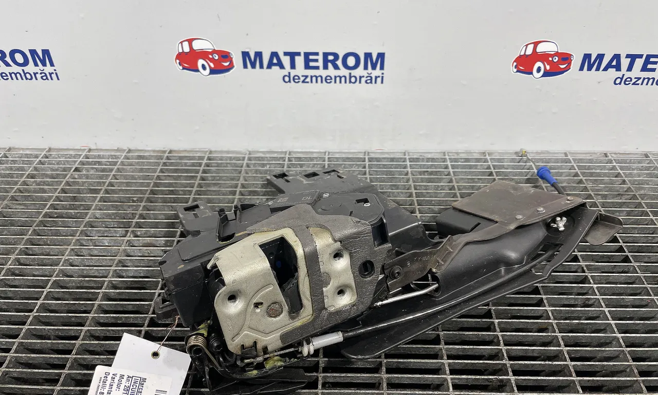 INCUIETOARE USA FATA DREAPTA FORD FIESTA 2010-2017