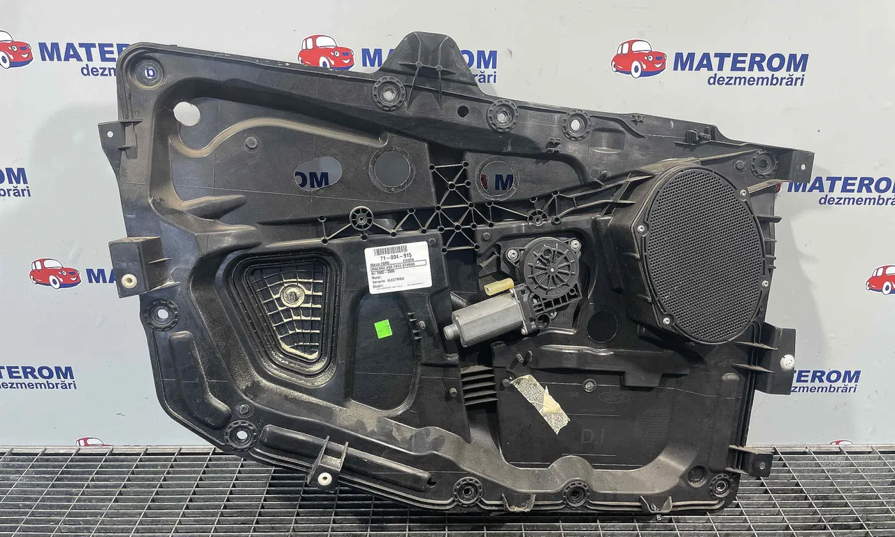 MACARA USA FATA STANGA FORD FIESTA 2000-2014