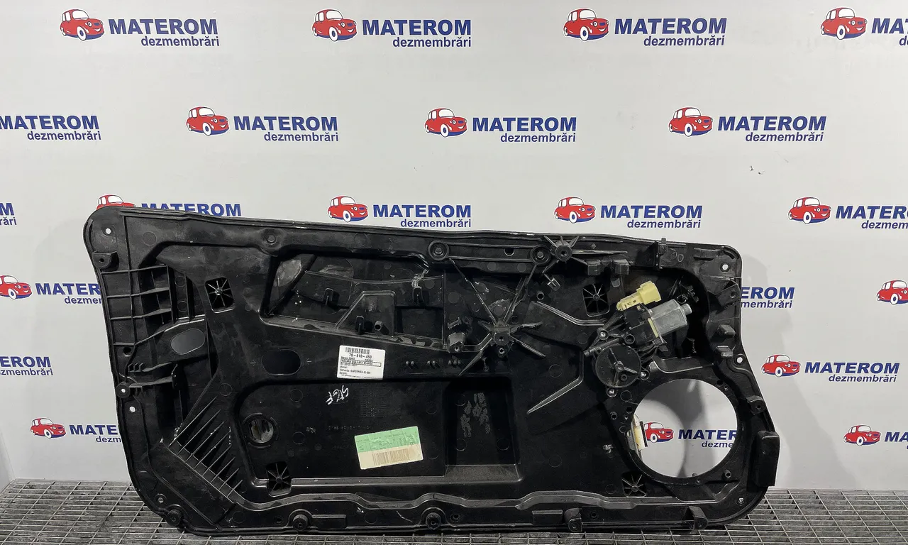 MACARA USA FATA STANGA FORD FIESTA 2010-2017