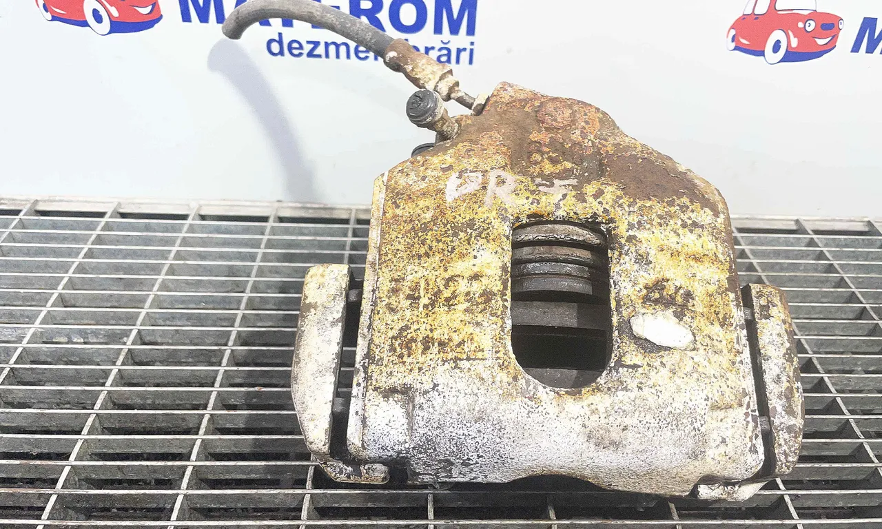 ETRIER FATA DREAPTA FORD FIESTA 2000-2014